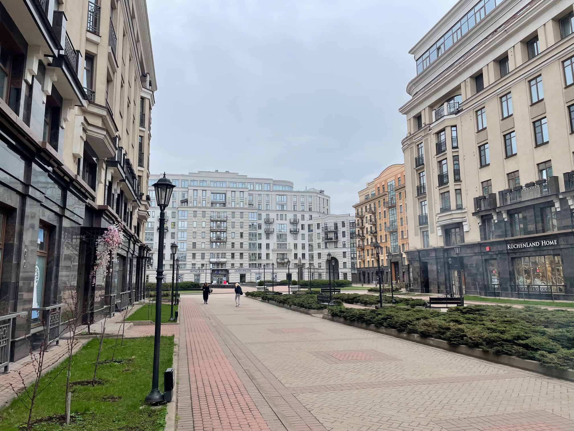 Petrohrad – Zoznamovanie a čakanie na výsledky Kapitola 3